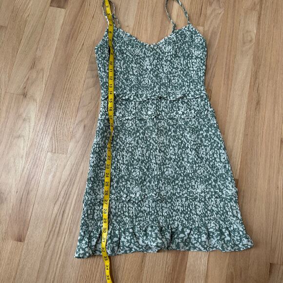 Hollister Womens Smocked Mini Dress Womens M Green White Romantic Boho - Picture 6 of 8